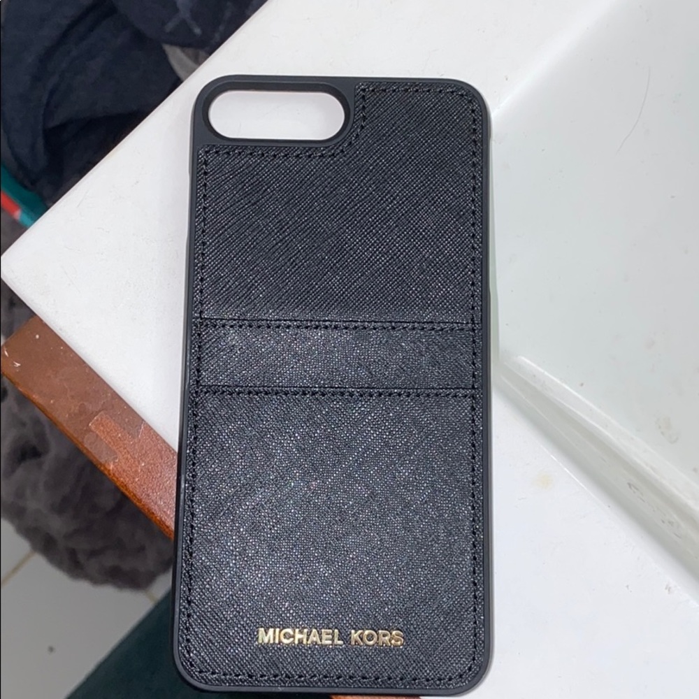 7 or 8+ iPhone wallet case